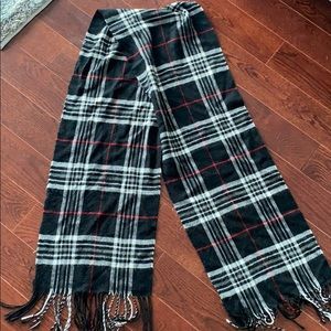Black and white plaid scarf